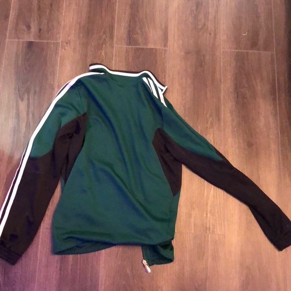 Adidas sweater - Picture 3 of 4